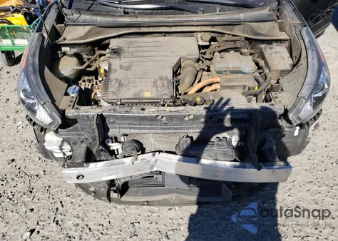 2018 Kia Niro Touring z USA, uszkodzony, nr VIN KNDCE3LC3J5132812